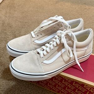 Vans Old School Vr3  Sneakers 81/2 NWB